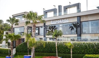 DWO Mira Palace
