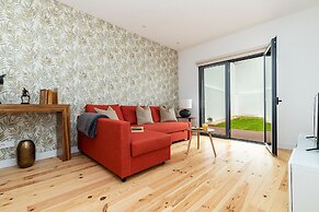 Belem Design 05 by Homing