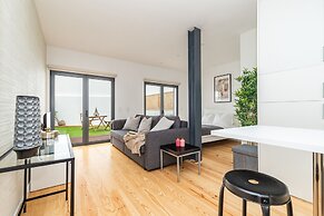 Belem Design 06 by Homing