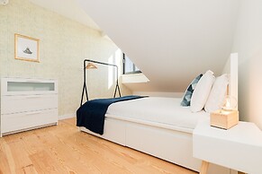 Belem Design 10 by Homing