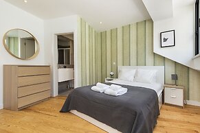 Belem Design 15 by Homing