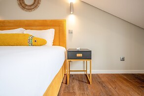 Bairro Alto Prime Duplex by Homing