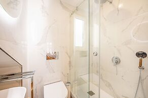 Bairro Alto Prime Duplex by Homing