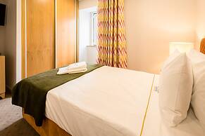 Comtesse Guest House 213 by Homing