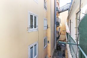 Santos Tiny Studio II by Homing