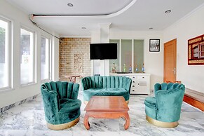 Collection O Jalan Malioboro Near Lempuyangan Station Formerly Hotel V