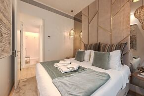 Downtown Prime by Homing