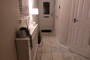 3 Bedroom, Sleeps 6, Free Parking