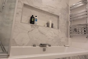 3 Bedroom, Sleeps 6, Free Parking