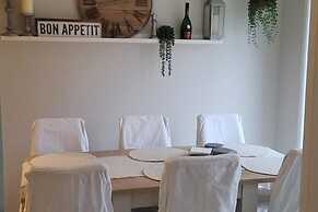 3 Bedroom, Sleeps 6, Free Parking