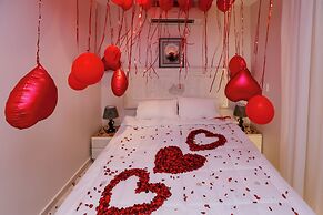 Pyramids Land Suites