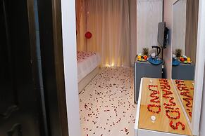 Pyramids Land Suites