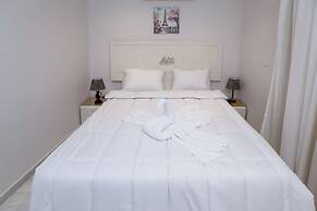 Pyramids Land Suites