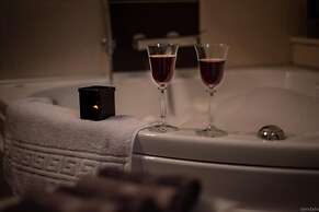 Gaia Signature With Private Pool