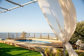 Gaia Signature With Private Pool