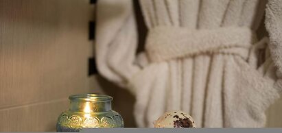 Gaia Signature With Private Pool