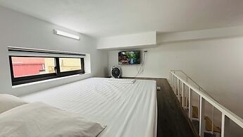 Era Apartment Khuc Thua Du