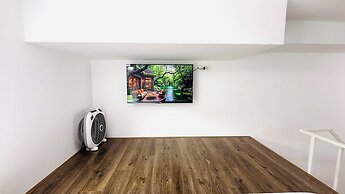 Era Apartment Khuc Thua Du