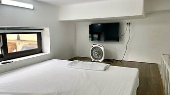 Era Apartment Khuc Thua Du