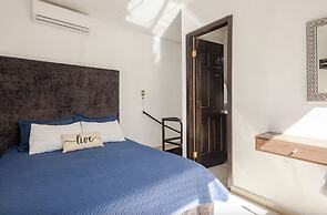 Adhoc Boutique Barrio Antiguo