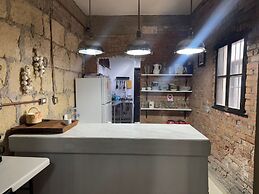 Adhoc Boutique Barrio Antiguo