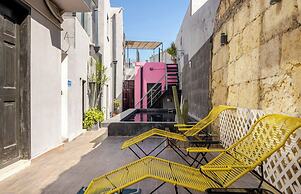 Adhoc Boutique Barrio Antiguo