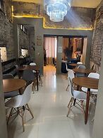 Adhoc Boutique Barrio Antiguo