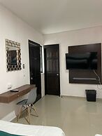 Adhoc Boutique Barrio Antiguo