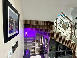 Zinq Bridge Aparments