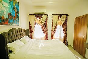 Zinq Bridge Aparments