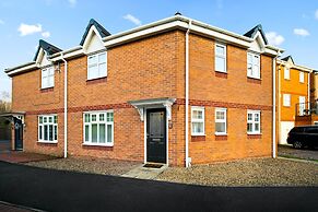 Tipton Escape Haven - 3 Bed House