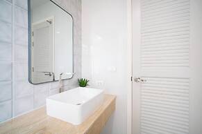 Classic Modern Pool Villas Rawai 3BR