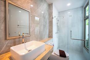 Classic Modern Pool Villas Rawai 3BR