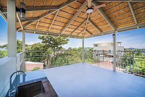 Classic Modern Pool Villas Rawai 3BR