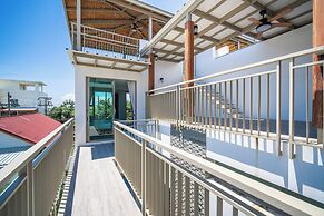 Classic Modern Pool Villas Rawai 3BR