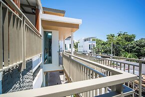 Classic Modern Pool Villas Rawai 3BR