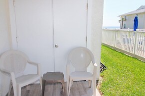 Colony Beach Club 105