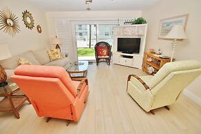 Colony Beach Club 105