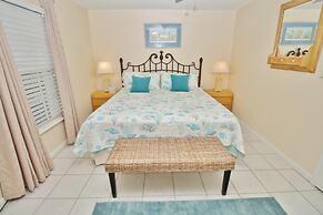 Colony Beach Club 109