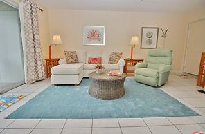 Colony Beach Club 109