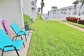 Colony Beach Club 109