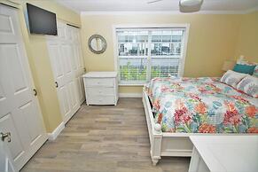 Colony Beach Club 116