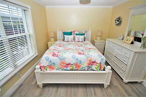 Colony Beach Club 116