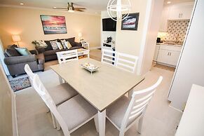 Colony Beach Club 116