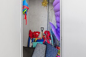 Colony Beach Club 121