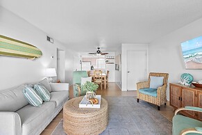 Colony Beach Club 121