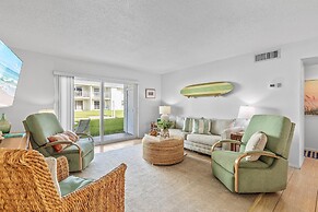 Colony Beach Club 121