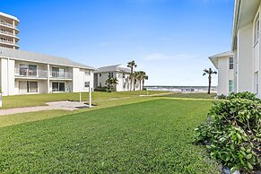 Colony Beach Club 121