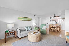 Colony Beach Club 121