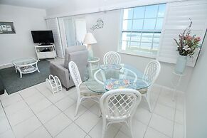 Colony Beach Club 126